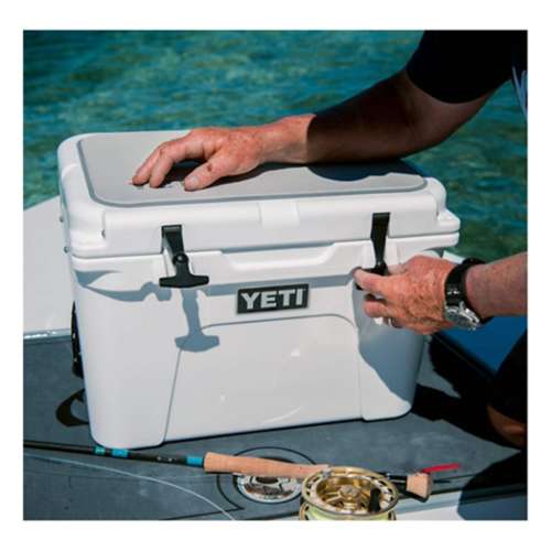 YETI Tundra 35 Cooler