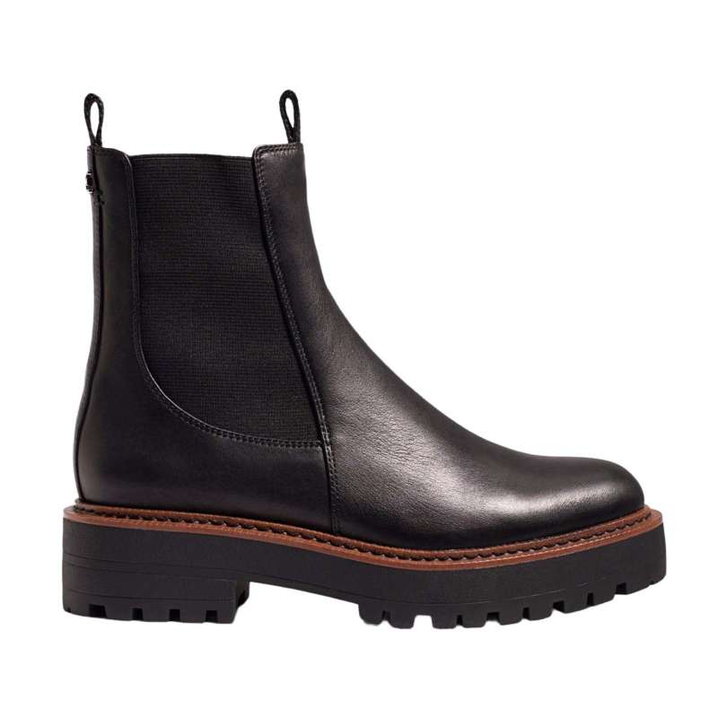 laguna chelsea sam edelman