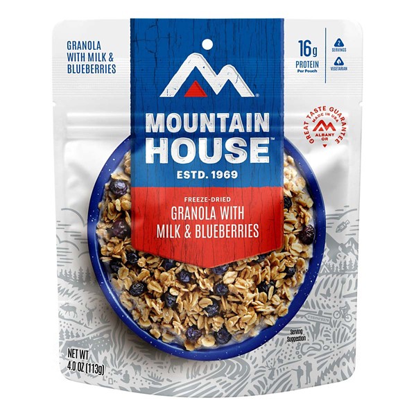 MOUNTAIN HOUSE Granola with Milk and Blueberries