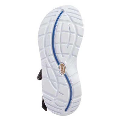 scheels chacos