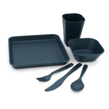 Coghlan's Solo Tableware