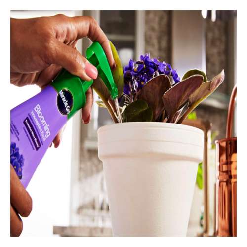 Miracle-Gro Blooming Liquid Plant Food 8 oz