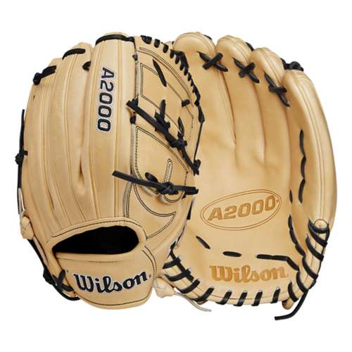 Wilson A2000 B2 12" Pitcher's Baseball Glove