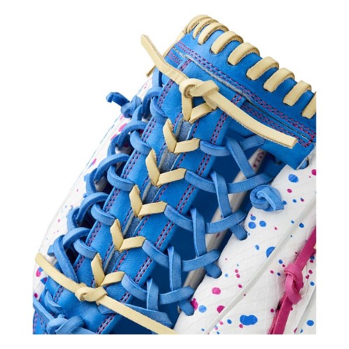 2025 Wilson Love the Moment A2000 T125SS 12.5" Outfield Fastpitch Softball Glove