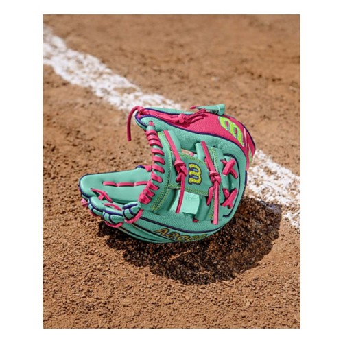 shin93 です。 Wilson Fall 2025 A2000 DP15SS 11.5 Infield Baseball Glove