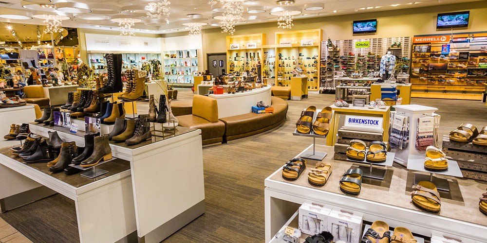 SCHEELS: Sporting Goods, Clothing & Footwear