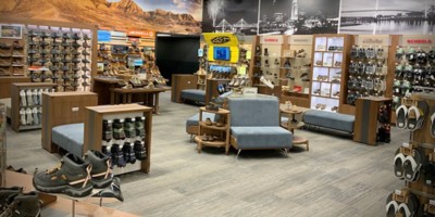 hiking shoes store