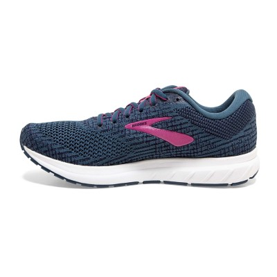 brooks revel 3 dames