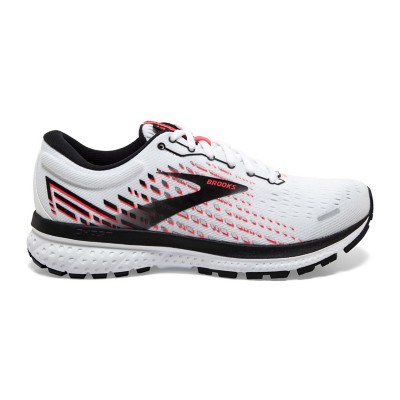 scheels brooks running shoes