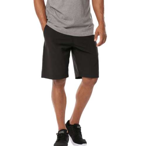 Men's TravisMathew Beck Hybrid Shorts