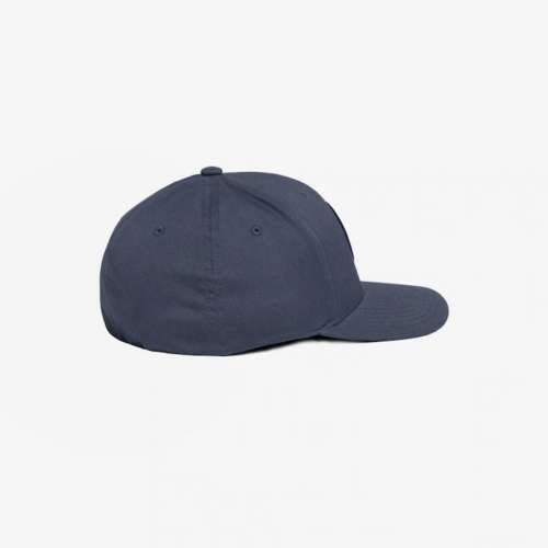 Adult TravisMathew Carbon Mesa Golf Flexfit Hat