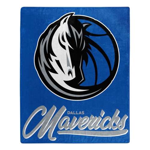 TheNorthwest Dallas Mavericks Mavericks Black Top Raschel Blanket