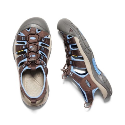 scheels womens keen shoes