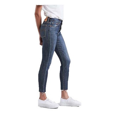levis wedgie fit skinny jeans