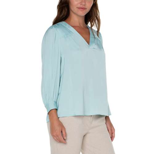 Women's Liverpool Los Angeles Popover Woven Long Sleeve V-Neck Blouse
