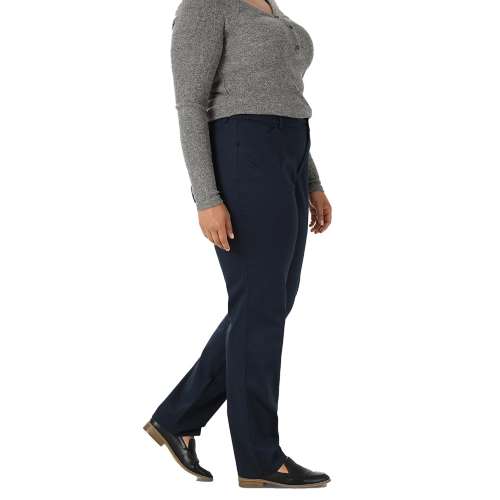Women's Lee Plus Size Wrinkle Free Relaxed Fit Straight Leg Chino Pants