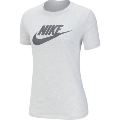 white nike shirt women's