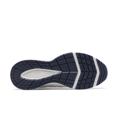 Men's New Balance Mx608v5 Sneakers