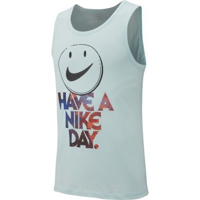 have a nike day shirt men