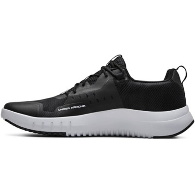 slip resistant tennis shoes