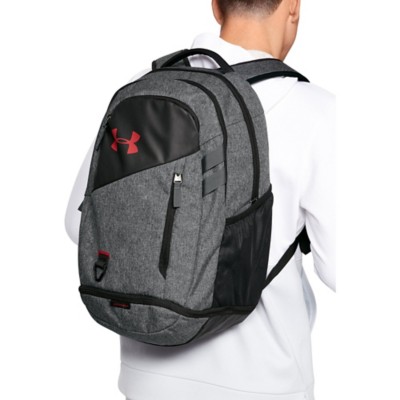 under armour hustle backpack review