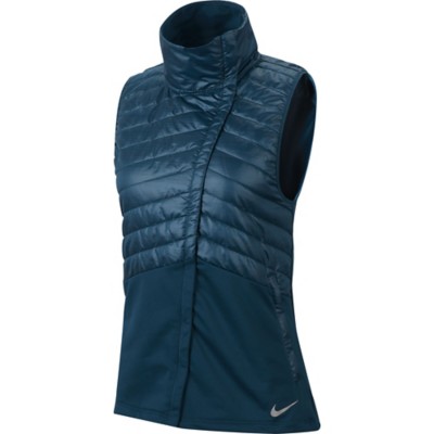 nike filled essential vest