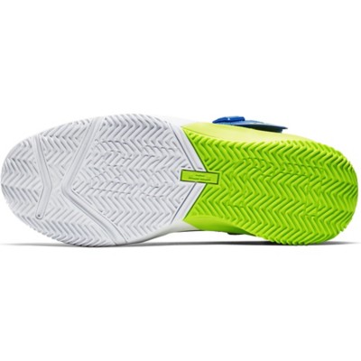 lebron boys shoes