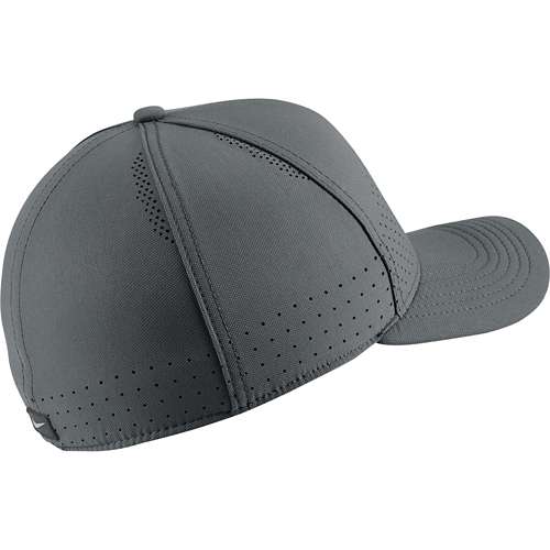 Men's Nike AeroBill Classic 99 Perforated Flexfit Hat
