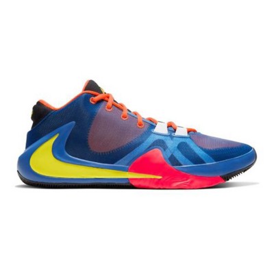 zoom freak 1 basketball shoes