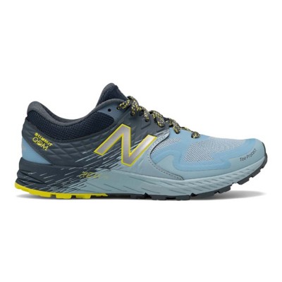 Women's New Balance Summit Queen of the Mountain Trail Running Shoes ...