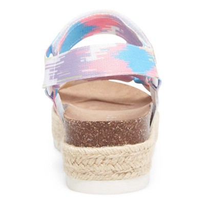 madden girl cambridge flatform sandals