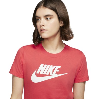 nike essential t shirt women's