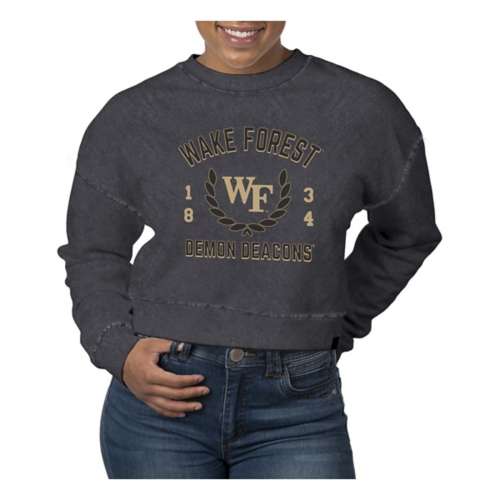 USCAPE Women's Wake Forest Deacons Academy Pigment Dyed Crop Crew