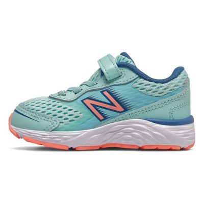 n balance running shoes