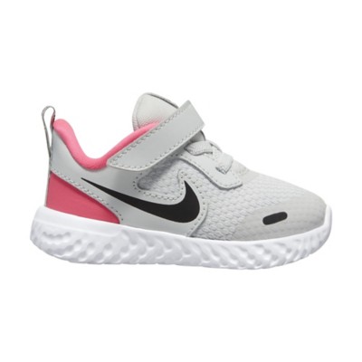 nike revolution girls trainers