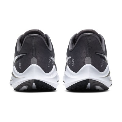 nike vomero 17