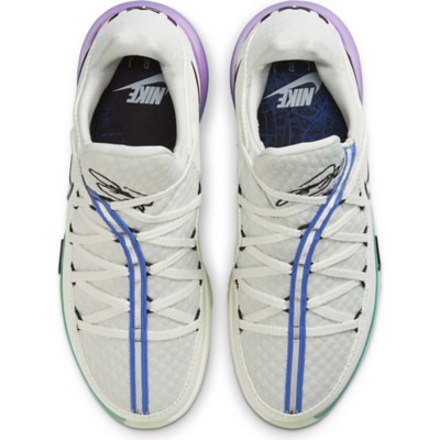 lebron 17 tennis shoes