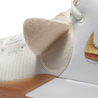 kyrie flytrap 3 white and gold