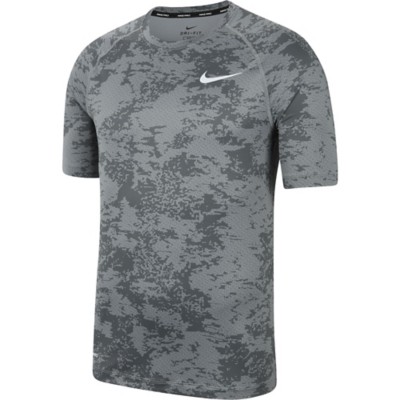 camouflage t shirt nike