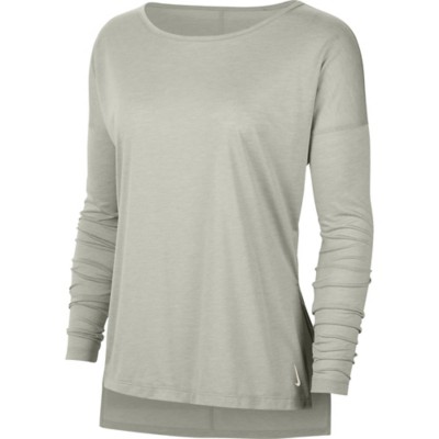 nike yoga shirt womens