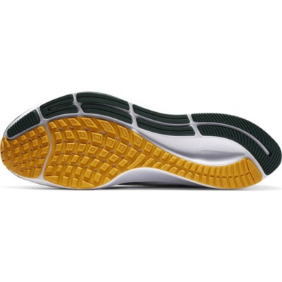 nike pegasus packers