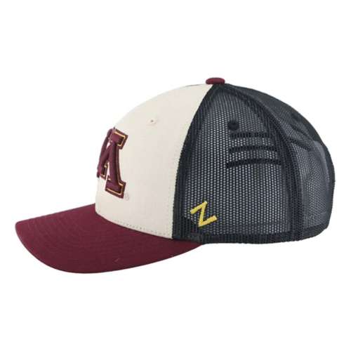 Zephyr Graf-X Minnesota Golden Gophers Dakota Logo Adjustable Hat