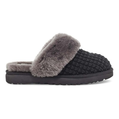 Cozy knit genuine store shearling slipper ugg