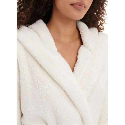 Ugg on sale white robe