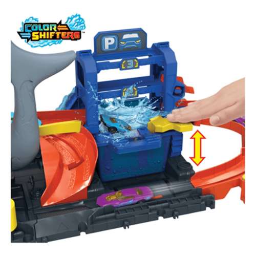Hot Wheels City Ultra Shark Car Wash with Color Reveal