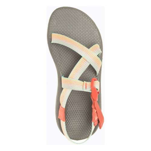 scheels chacos
