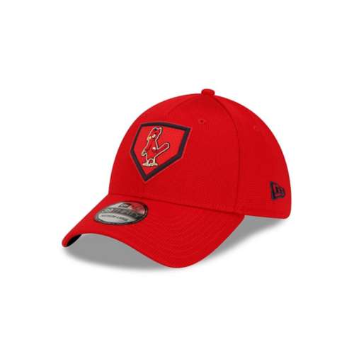 New Era St. Louis Cardinals 2022 Clubhouse 39Thirty Stretch Fit Hat
