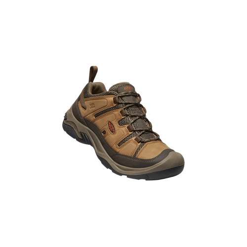 Vented hiking clearance shoes