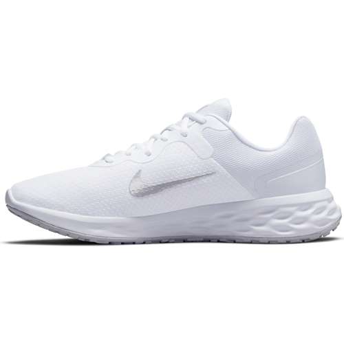 women's nike revolution