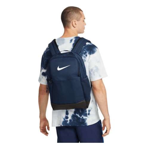 Nike Brasilia 9.5 Medium Training redpack